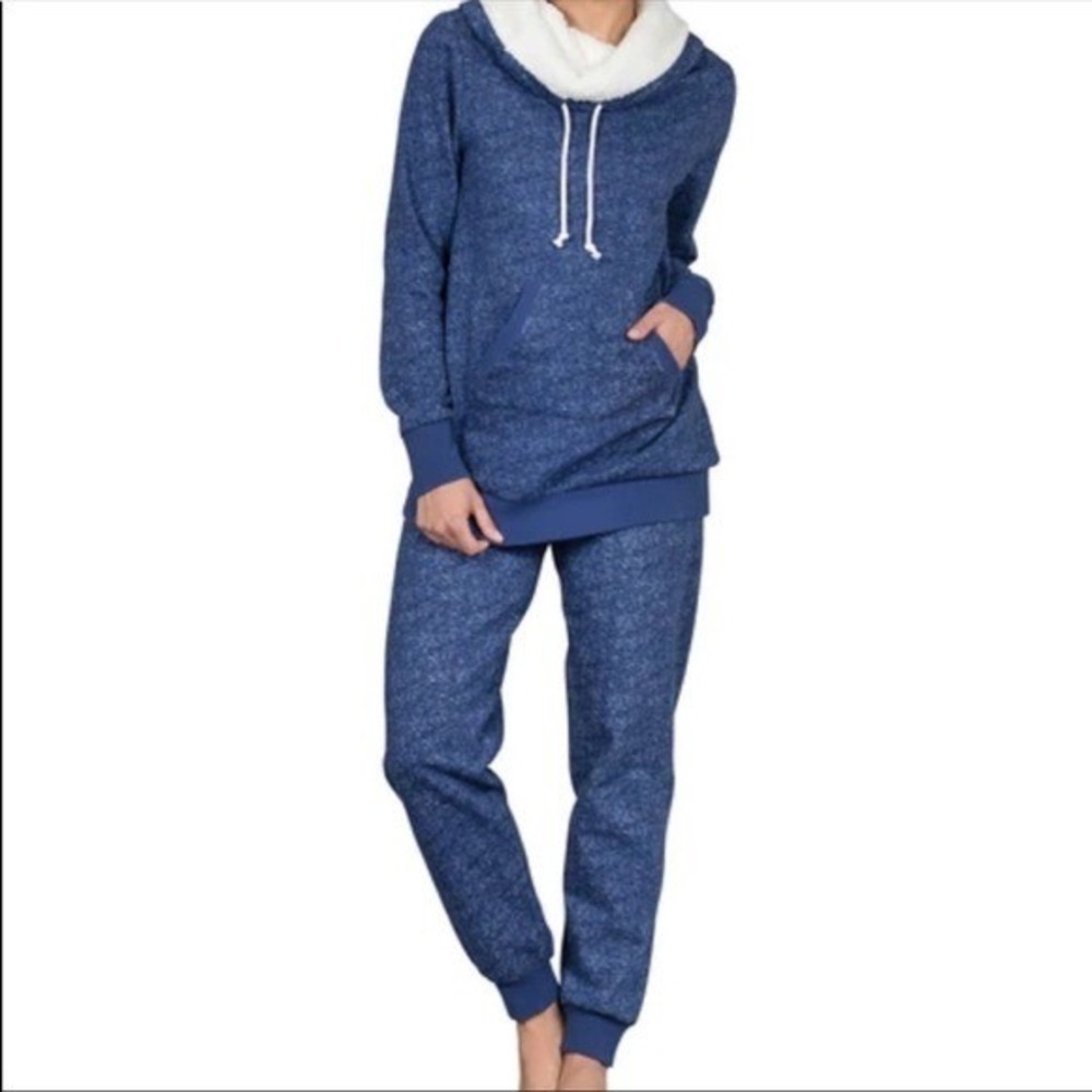 Pajamagram Shearling roll neck fleece Set Sweatshirt‎ Joggers Cozy Loungewear S